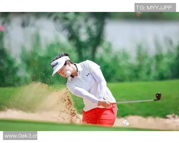 李芳专访:从球场新星到篮球传奇的成长之路回顾 李芳专访:从球场新星到篮球传奇的成长之路回顾